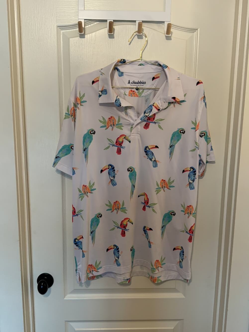 Chubbies Men’s Polo Shirt The Weekend has Arrived XL White Tropical